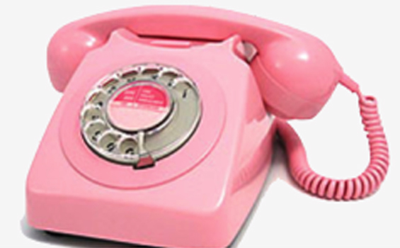 Téléphone rose à cadran